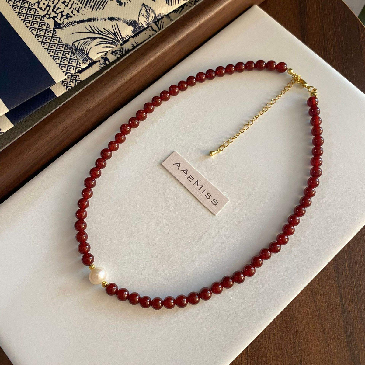 Red Agate Bead Necklace with Freshwater Pearls – Elegant Women's Sweater Chain